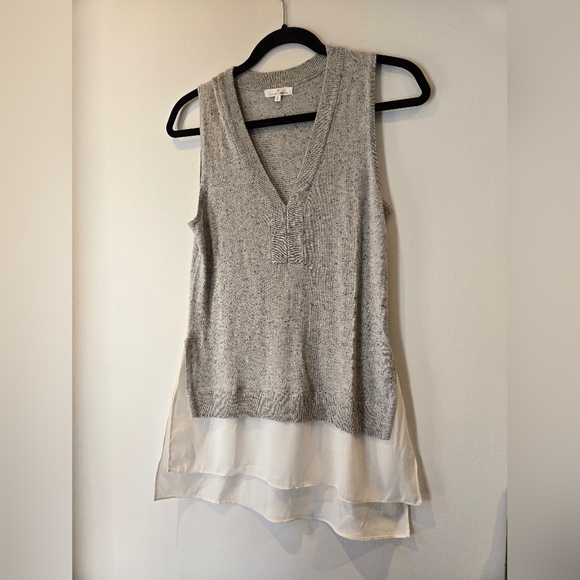 Camber & Grace Grey Knit Sleeveless Top with White Underlay Size Small - Picture 2 of 6